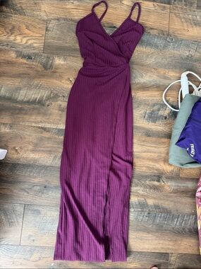 PrettyLittleThing Ribbed Wrap Maxi Dress in Plum